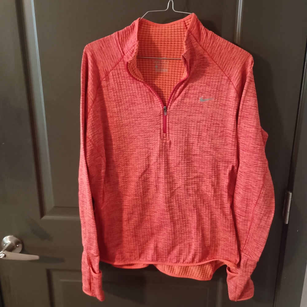 Nike Large  Quarter-Zip Pullover